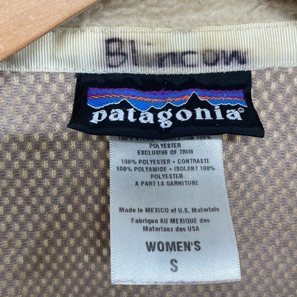 Patagonia Sherpa Jacket Women’s Size Small Tan Color - Picture 4 of 10